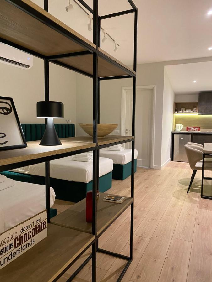 Living Studio Apartments Tirana Esterno foto