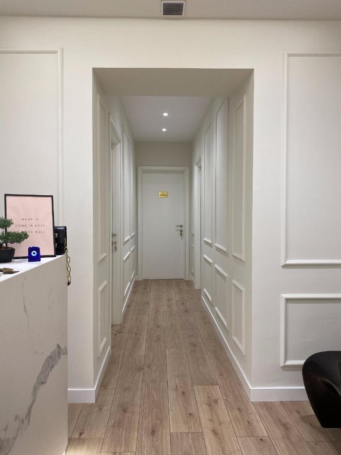 Living Studio Apartments Tirana Esterno foto