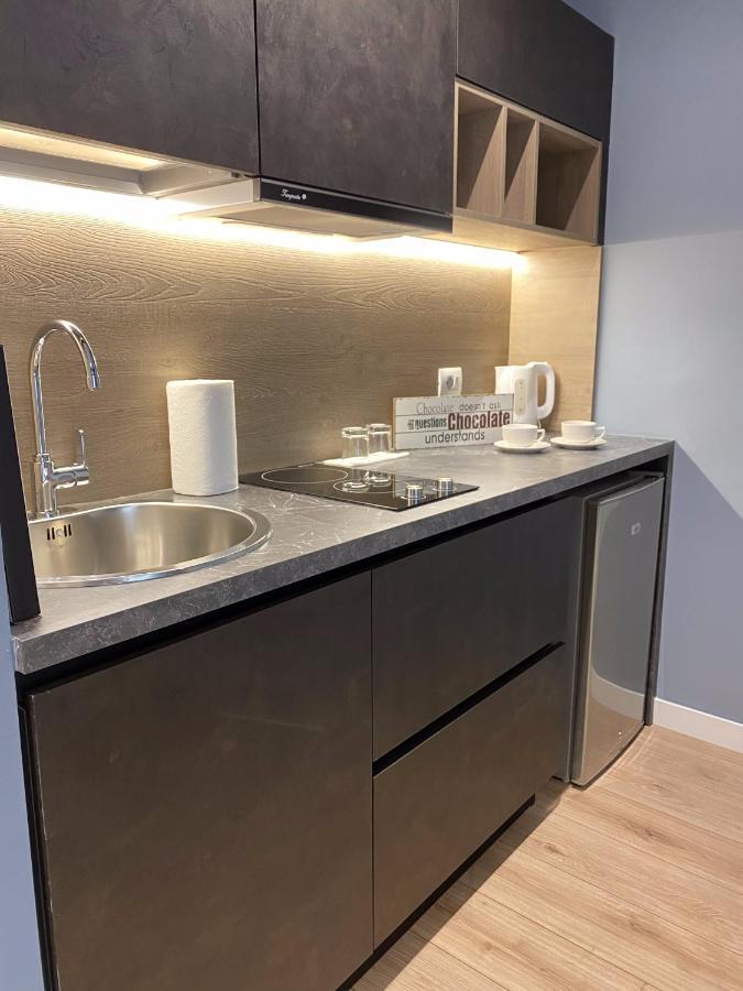 Living Studio Apartments Tirana Esterno foto