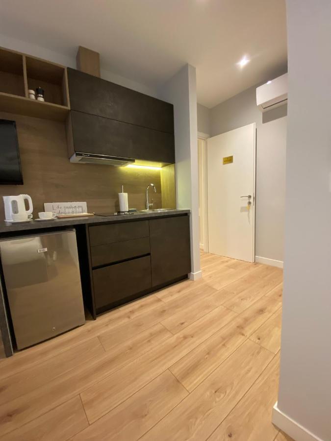 Living Studio Apartments Tirana Esterno foto