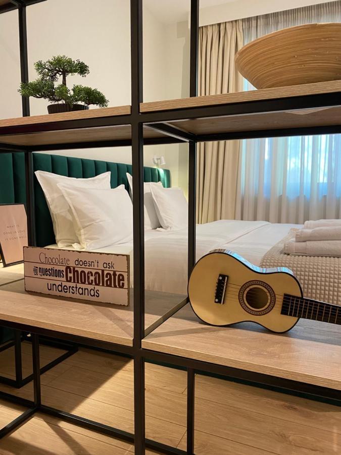 Living Studio Apartments Tirana Esterno foto